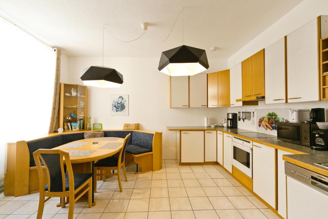 Apartments In Vienna Near Schonbrunn & Westbahnhof - Keyless Check-In Exterior photo